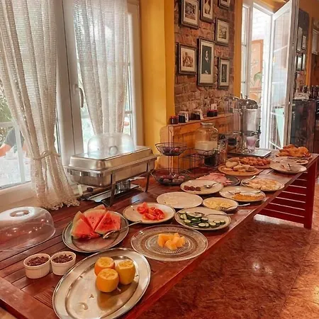 Lord Byron Casa de hóspedes 4*