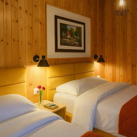 Lord Byron Konukevi 4*