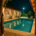 Lord Byron 3* Tepelena