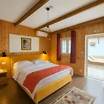 Lord Byron 3* Tepelena