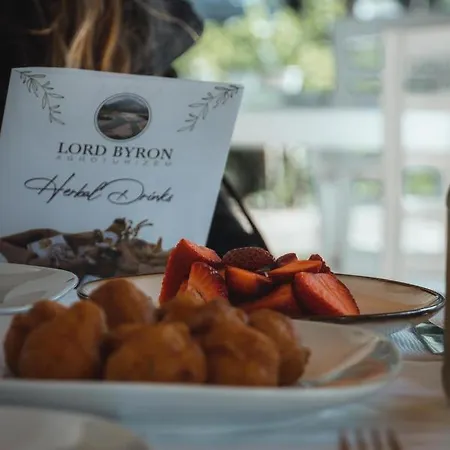 Guest house Lord Byron Tepelene