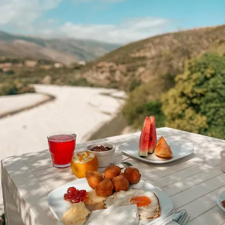 Lord Byron Guest house Tepelene