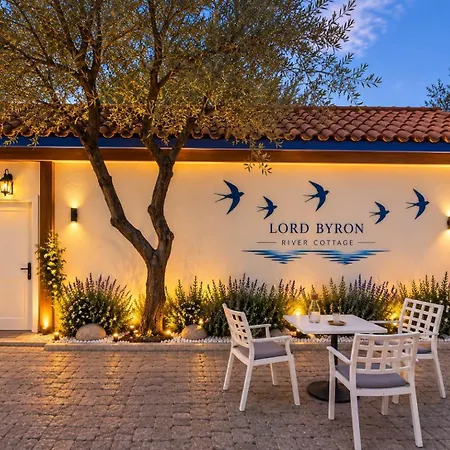Lord Byron 4*